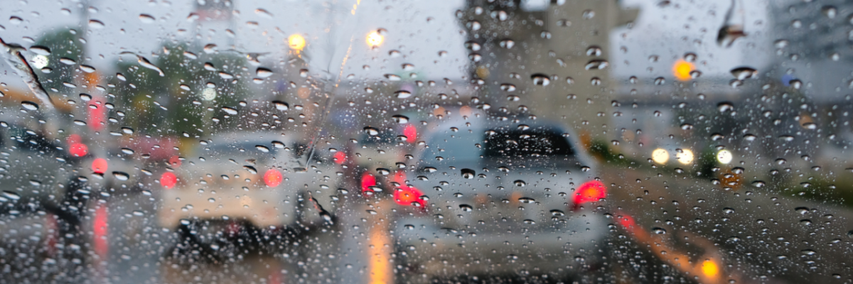 Aquí tienes los mejores consejos para conducir con lluvia de forma segura
