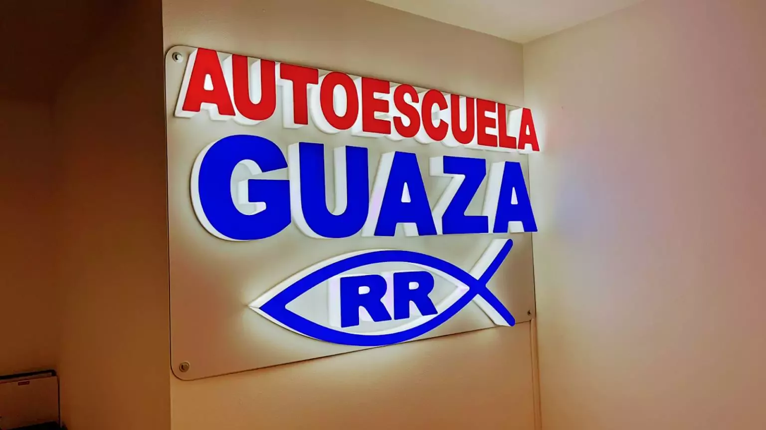 4. Autoescuela Guaza Las Américas