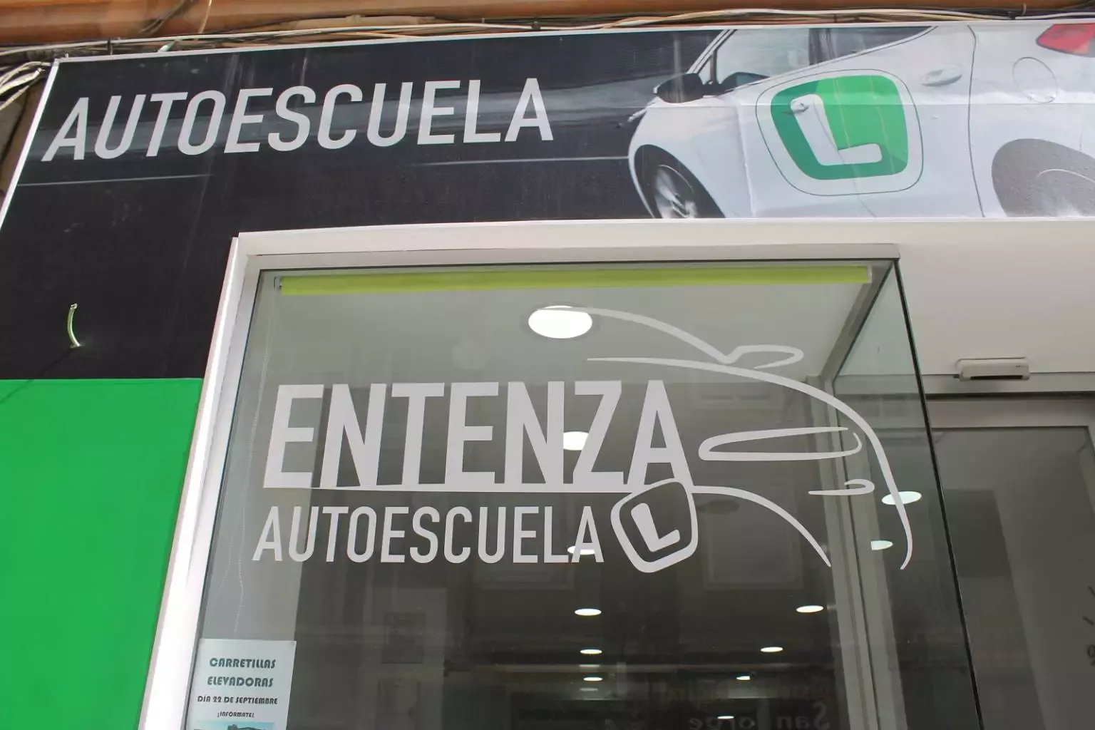 4. Autoescuela Entenza