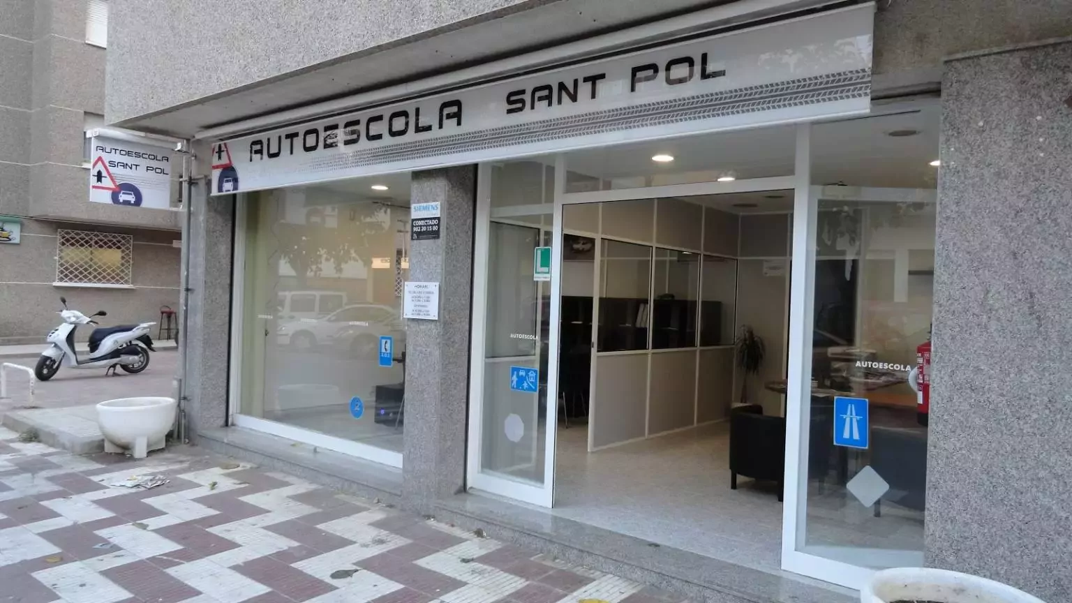 3. Autoescola Pineda SantPol