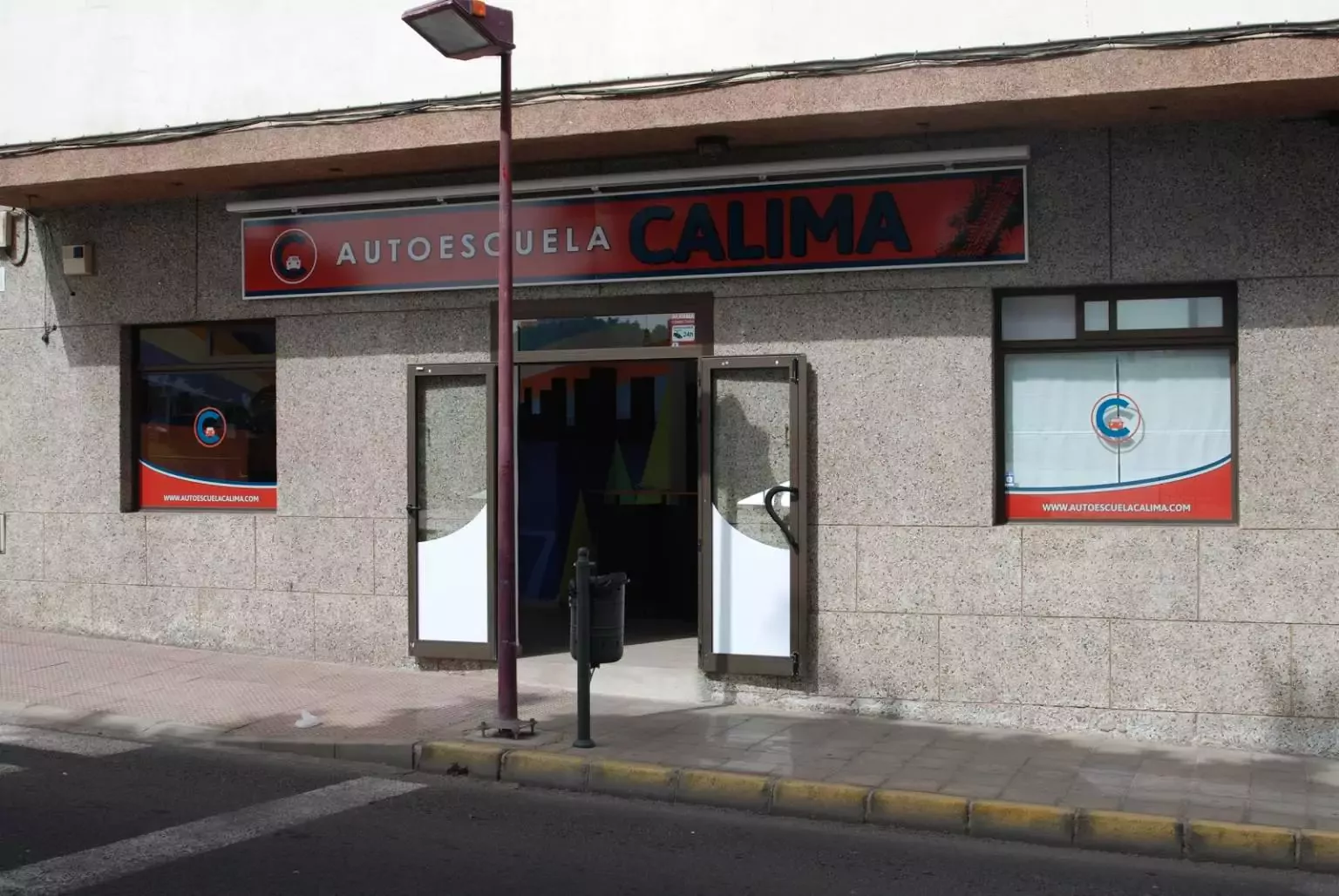 4. Autoescuela Calima