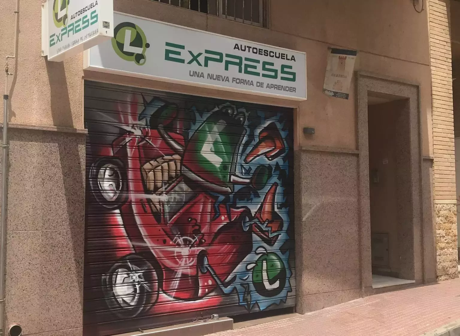 2. Autoescuela L-express