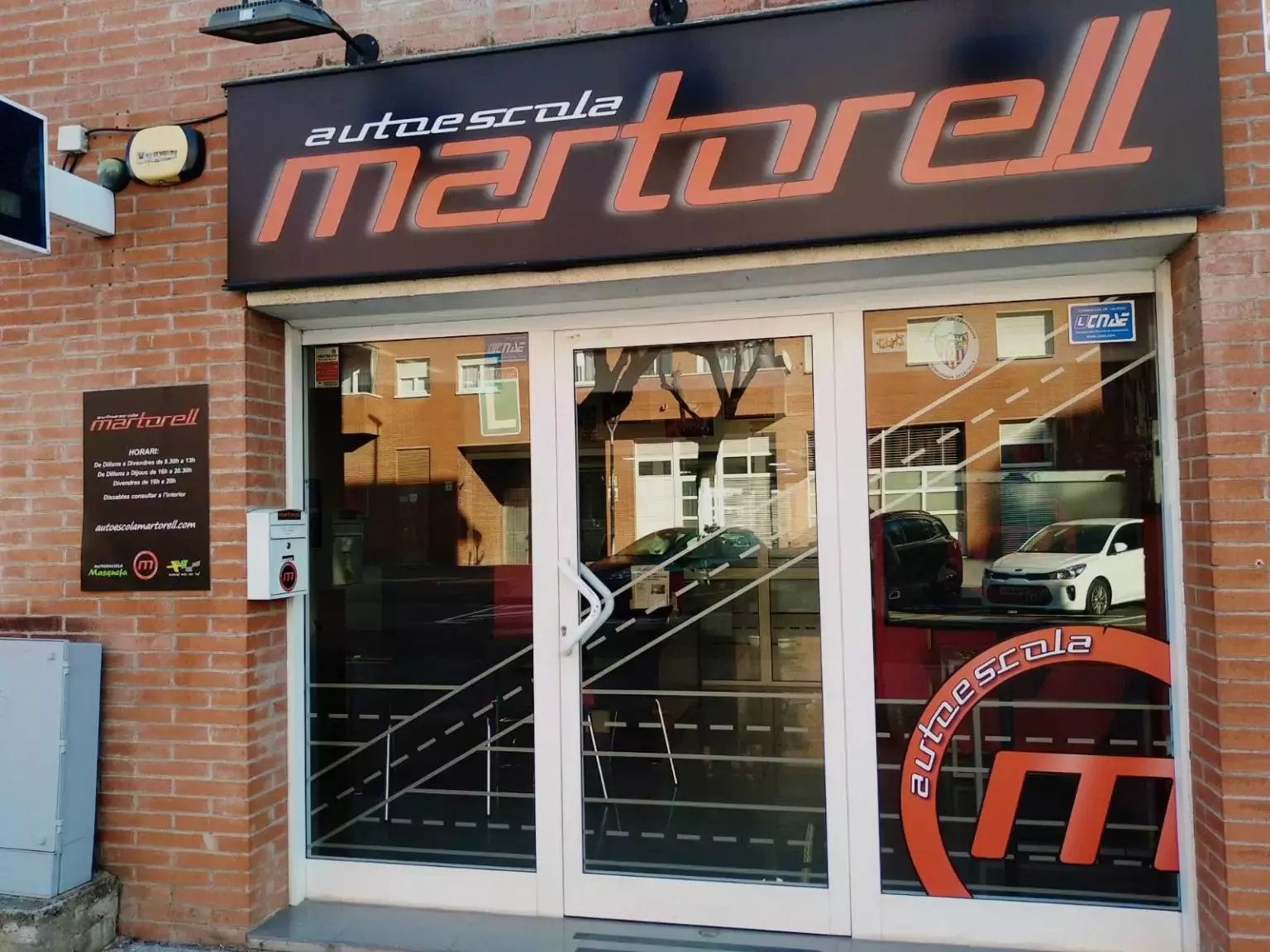 4. AUTOESCOLA MARTORELL