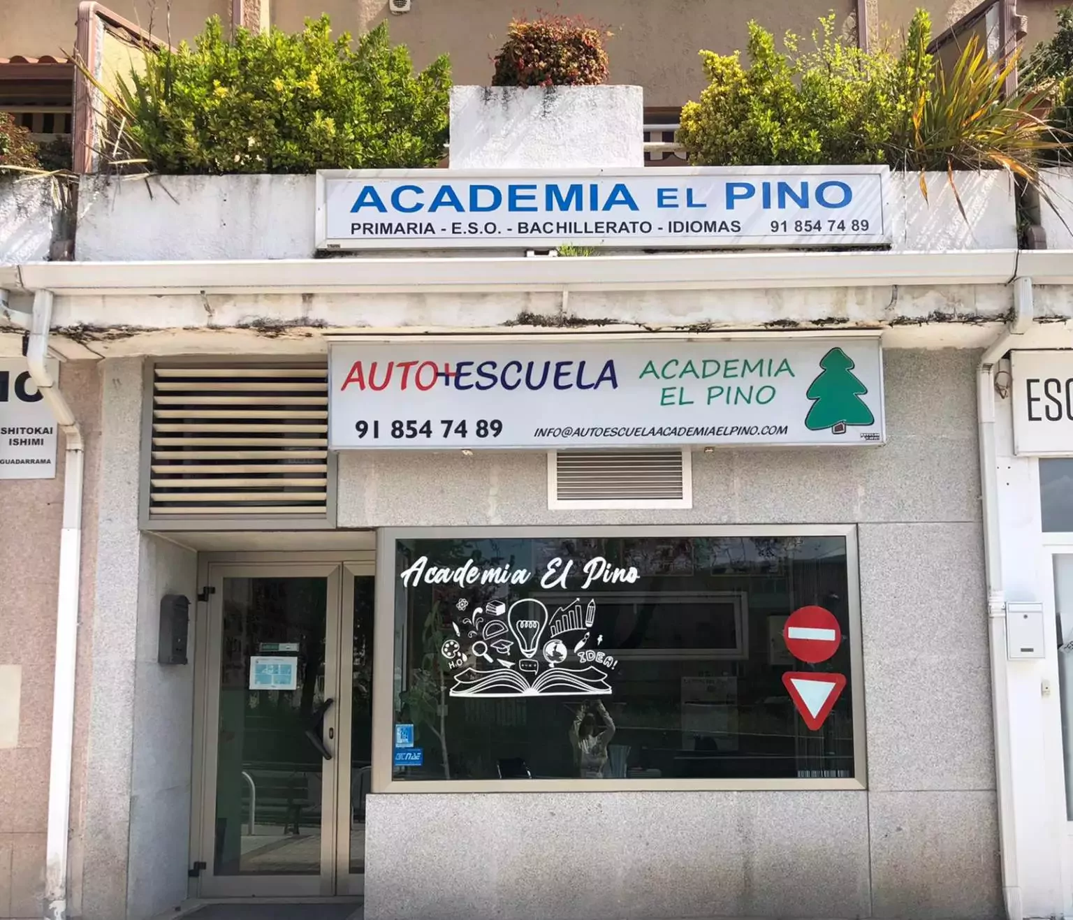 2. Autoescuela Academia El Pino