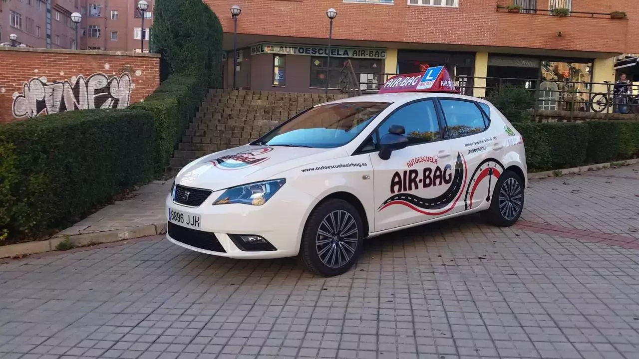 4. AUTOESCUELA AIRBAG COVARESA