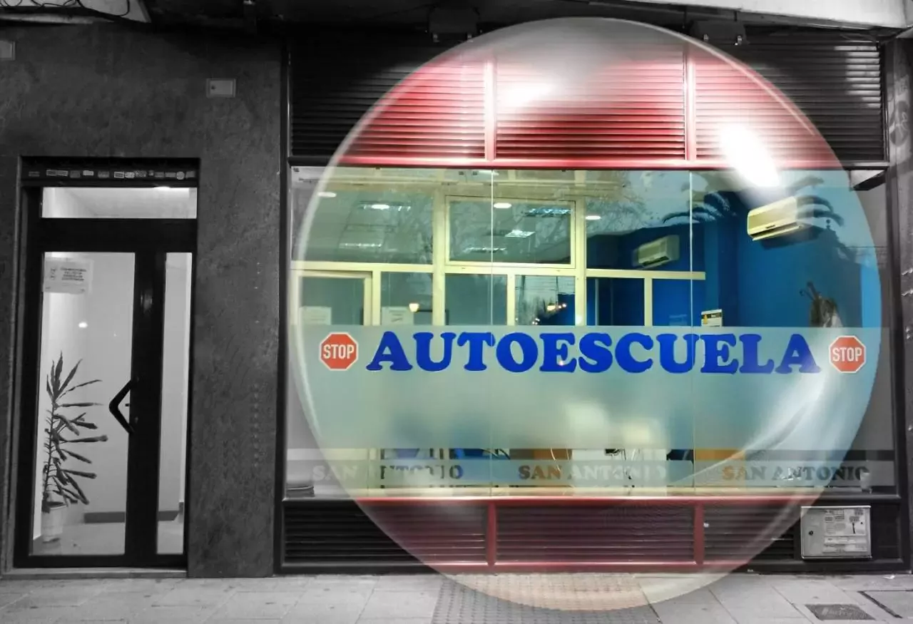 1. Autoescuela San Antonio