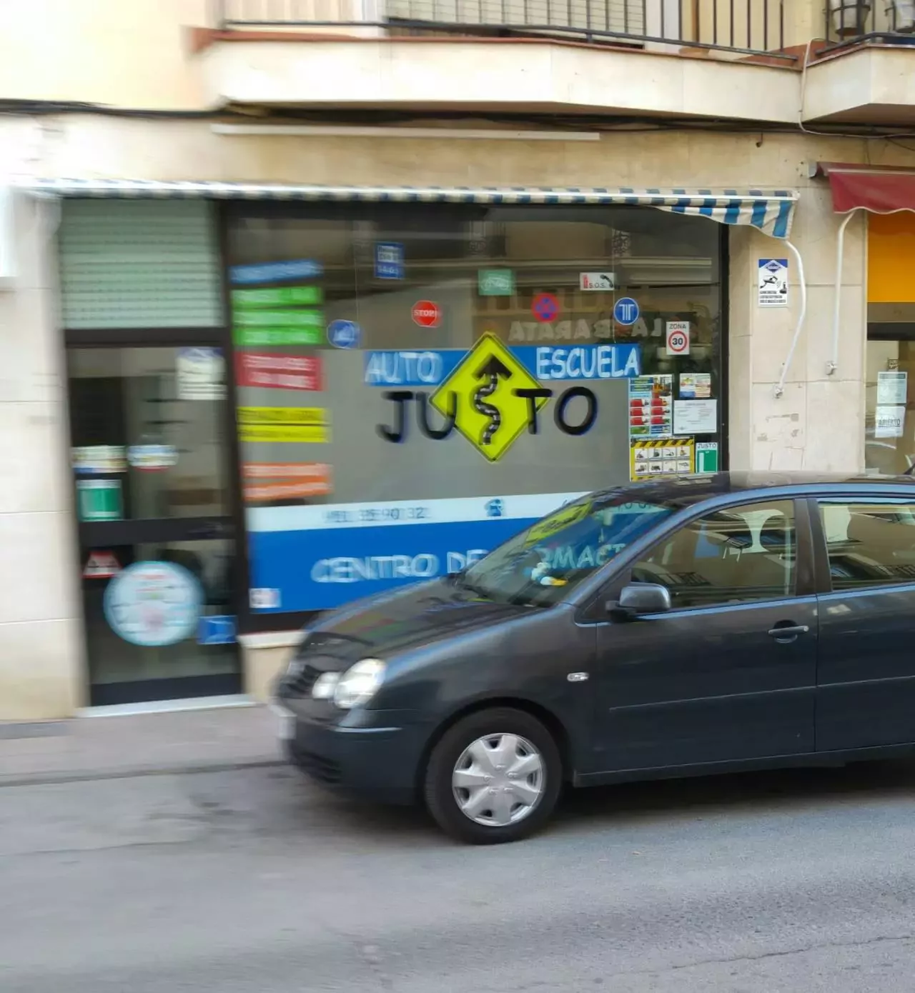 1. Autoescuela Justo Ronda