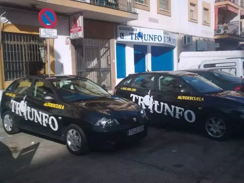 3. Autoescuela Triunfo