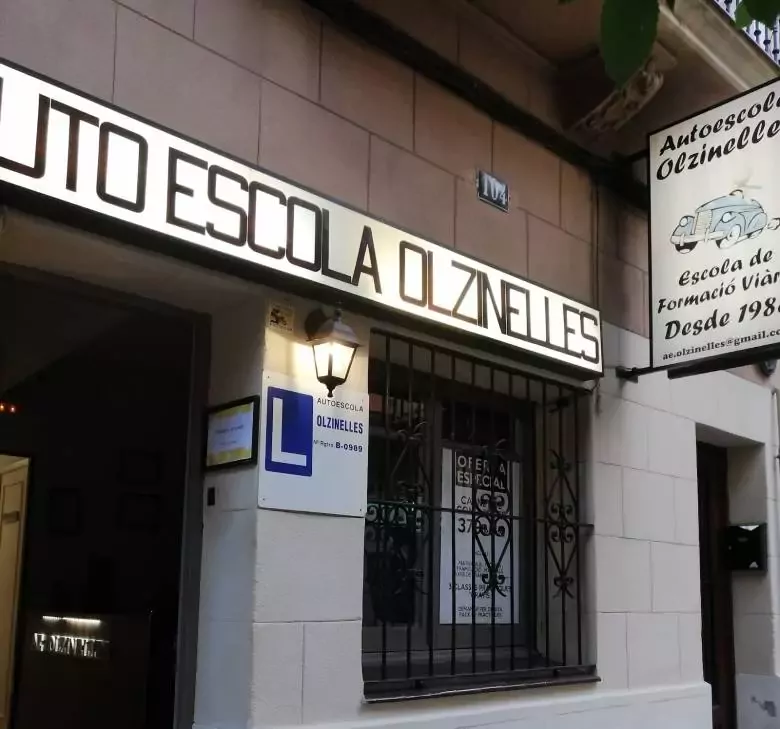 Autoescuela Olzinelles