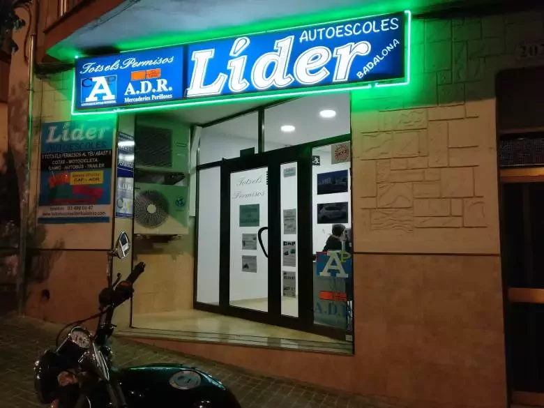 Autoescola Líder Badalona