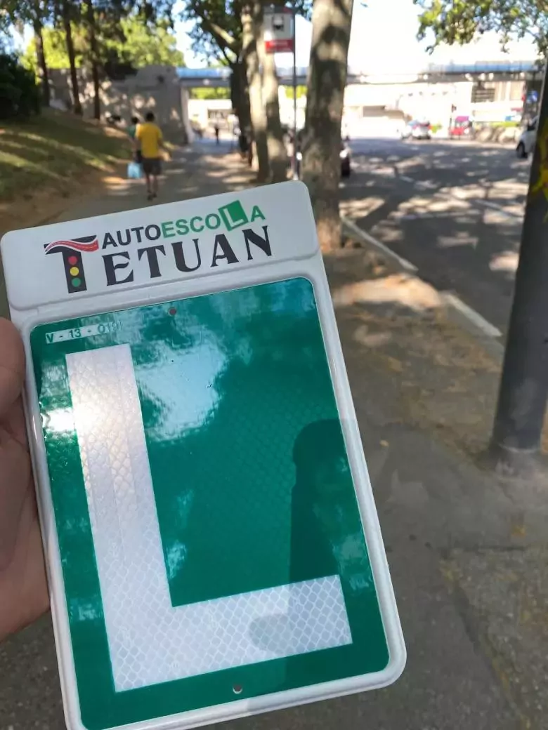 AUTOESCUELA TETUAN