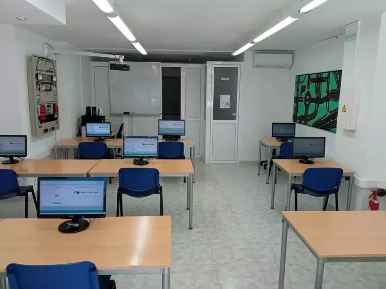 Autoescuelas San Nicolás La Manga