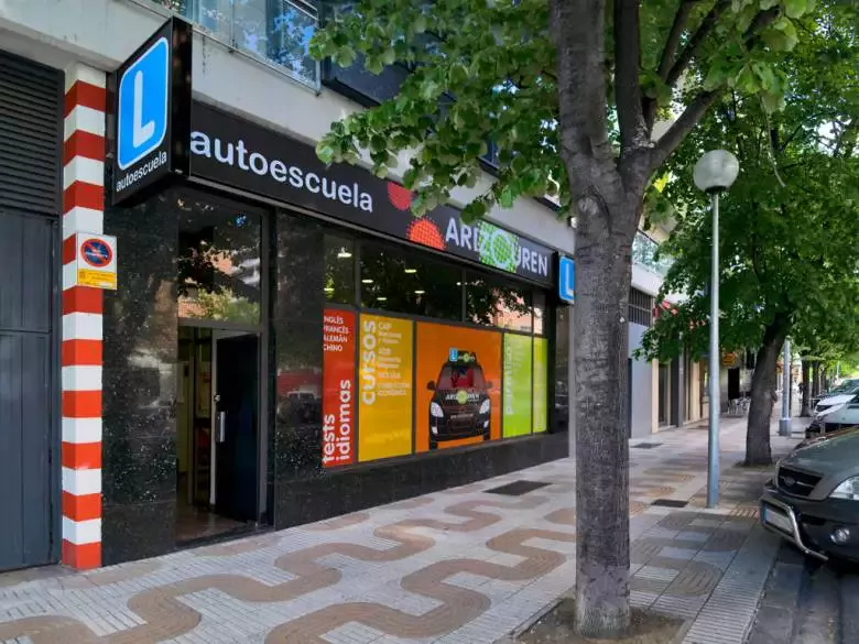 Autoescuela Arizcuren