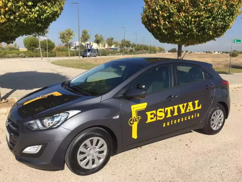 Autoescuela Festival