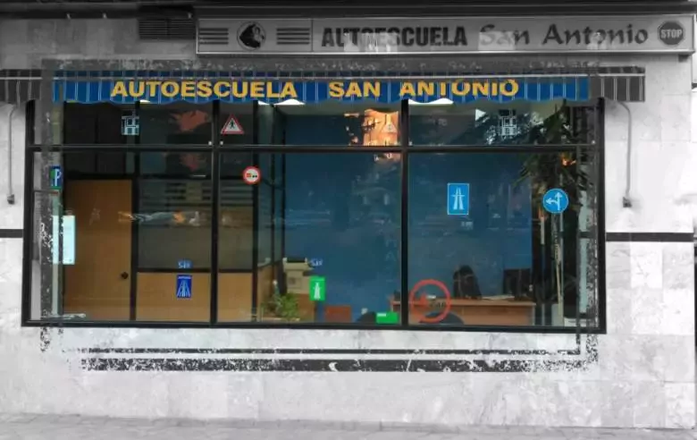 AUTOESCUELA SAN ANTONIO