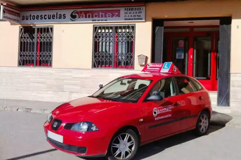 Sánchez Autoescuelas