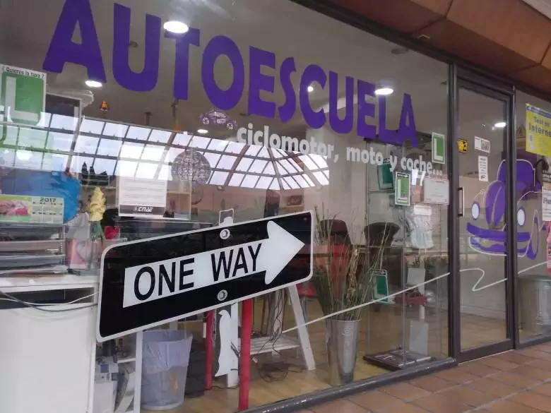 Autoescuela One Way