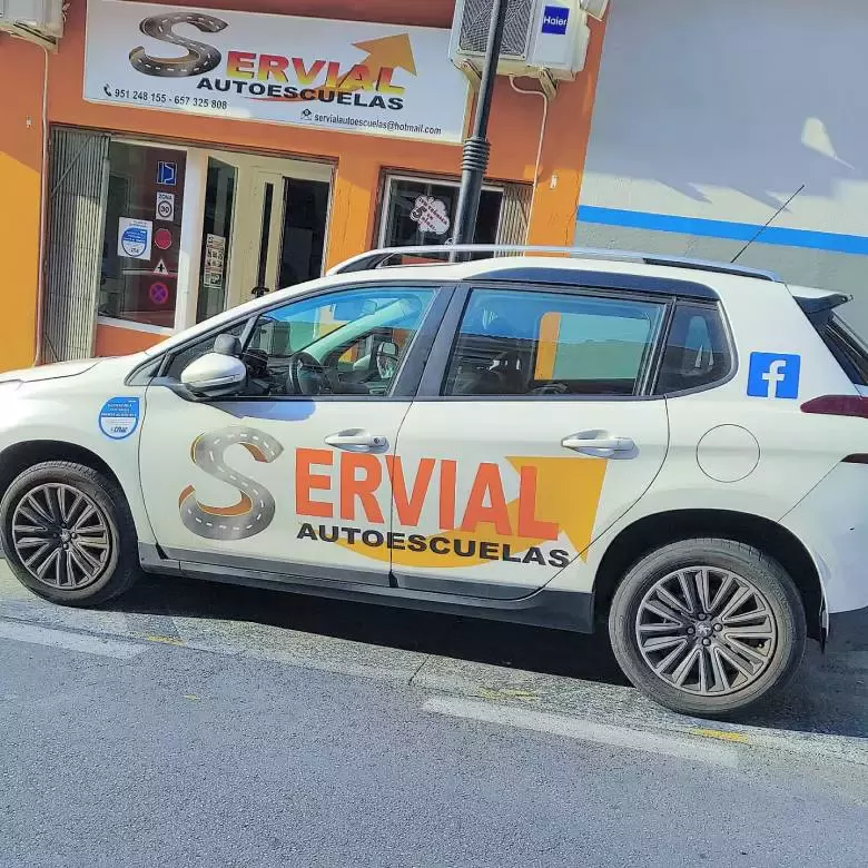 SERVIAL AUTOESCUELAS