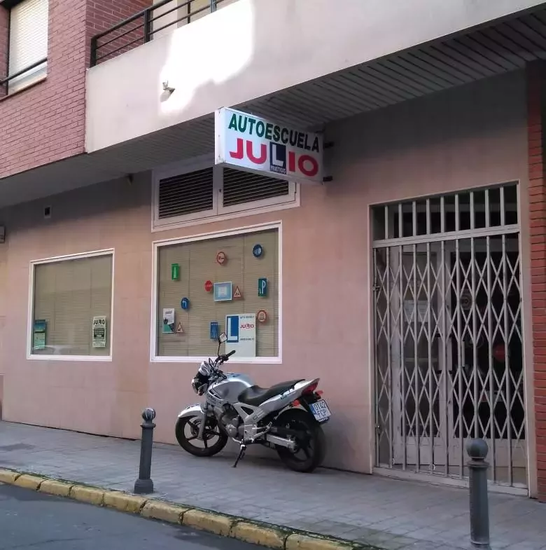 Autoescuela julio