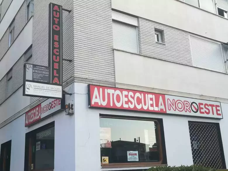 AUTOESCUELA NOROESTE