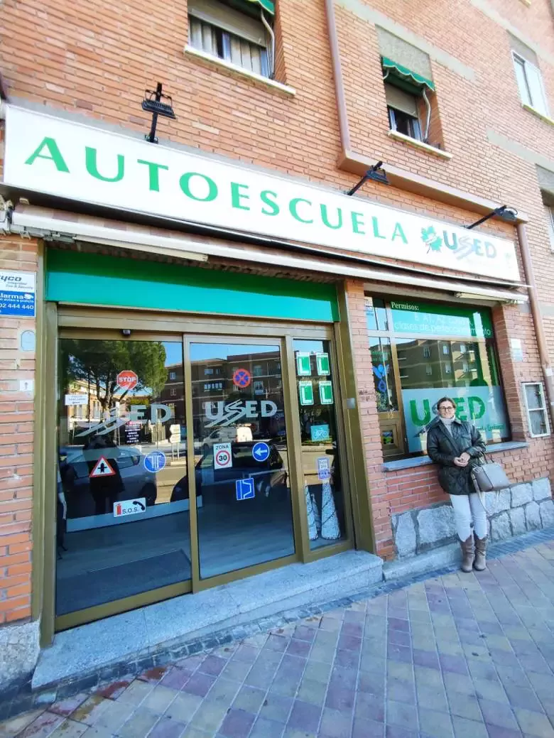 Autoescuela Used