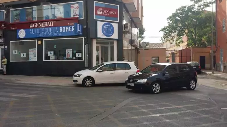 AUTOESCUELA ROMERO