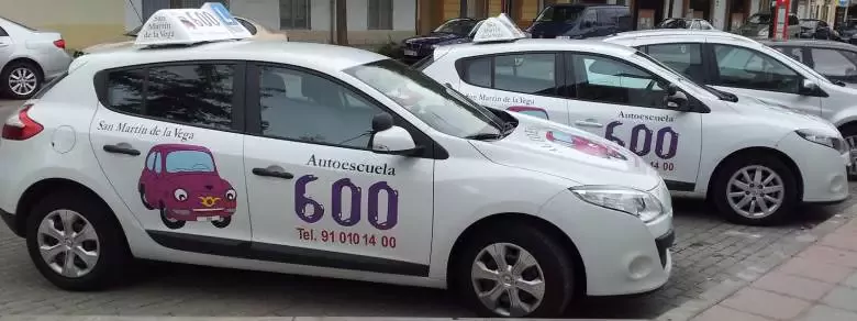 AUTOESCUELA 600