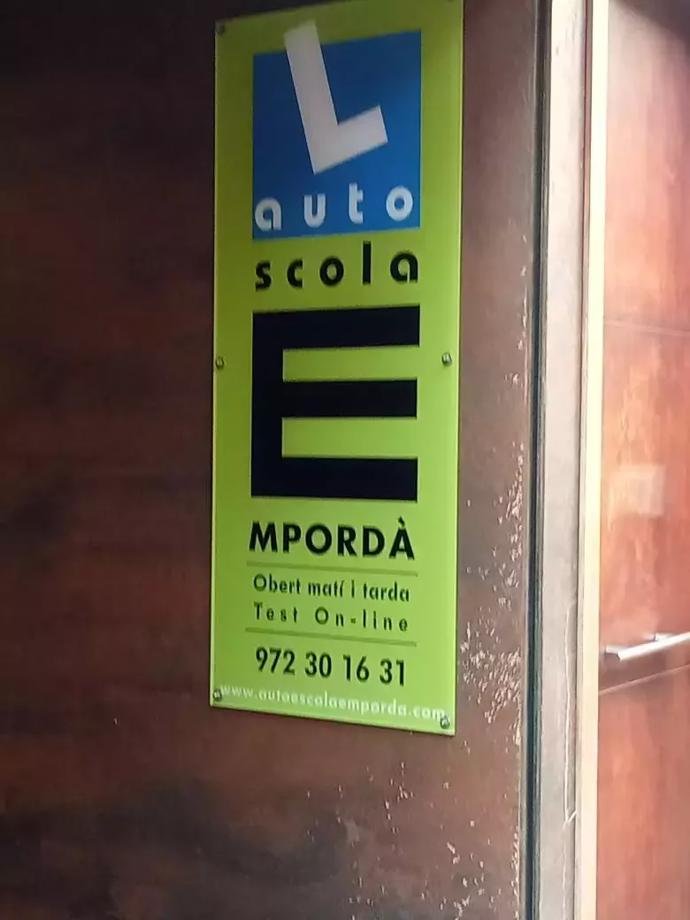 4. Autoescuela Empordà