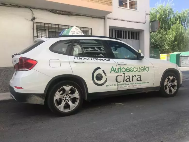 Autoescuela Clara