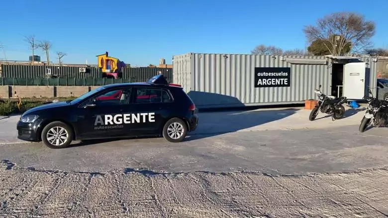 Pista de prácticas de moto camión y autobús Autoescuela Argente