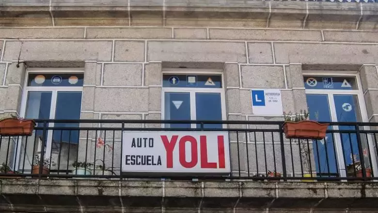 Autoescuela Yoli