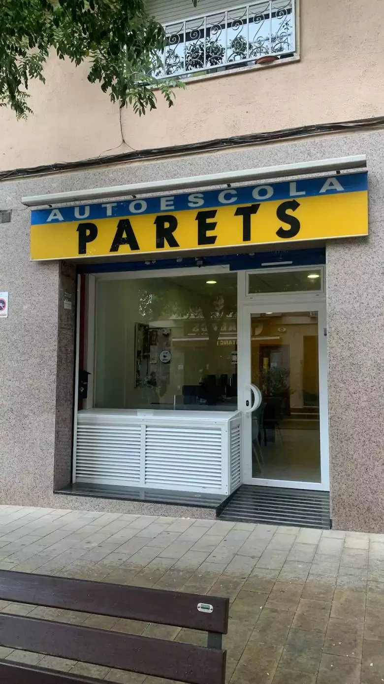 3. Autoescuela Parets