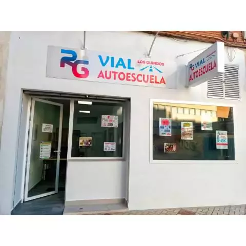 Autoescuela RG VIAL Los Guindos Bocanegra - C. Bocanegra