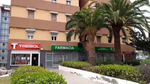 Autoescuela Trébol zona La Ballena - C. Farmacéutico Miguel Padilla