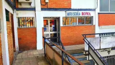 Auto Escuela ROMA - C. Pontevedra