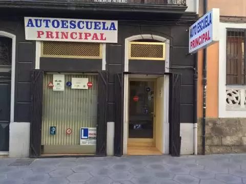 AUTOESCUELA PRINCIPAL - C. del Teatro