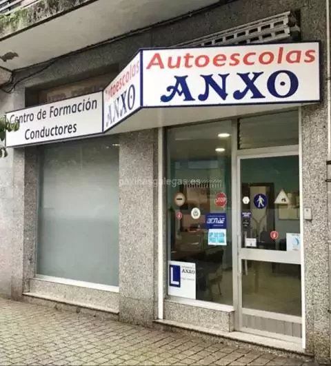 Auto Escuela Anxo - Av. das Camelias