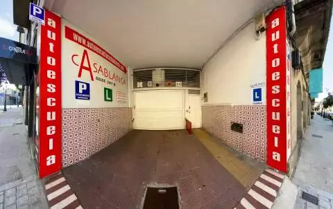 Parking Autoescuela Casablanca - Rúa de Venezuela