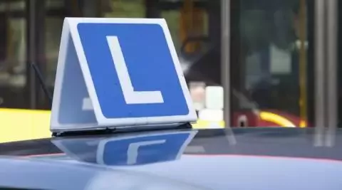 Auto Escuela San Pascual - Carrer Antonio Sansano Franco