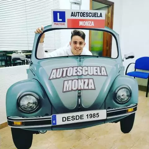 Autoescuela Monza - Carrer del Capità Antoni Mena