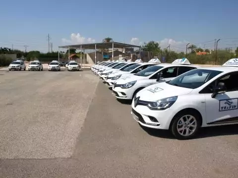 Autoescuelas y Formación Trafik Elche Carrus - Carrer Francisco Tomás y Valiente