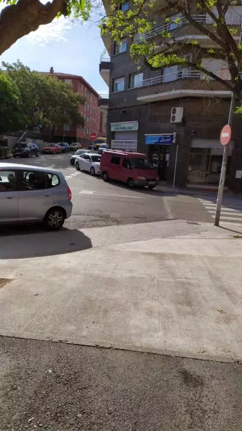 Autoescuela Can Parellada en la Grípia - Carrer de Cervera