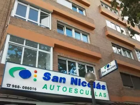 Autoescuelas San Nicolás El Paseo - Paseo Alfonso XIII