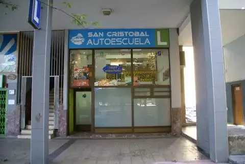 Autoescuela San Cristóbal - Av. Comercial