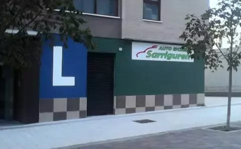 AUTOESCUELA SARRIGUREN - C. Bardenas Reales