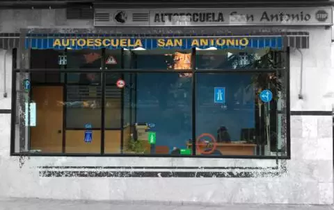 AUTOESCUELA SAN ANTONIO - Av. Rey Juan Carlos I