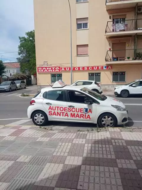 AUTOESCUELA SANTA MARIA - Av. de la Constitución