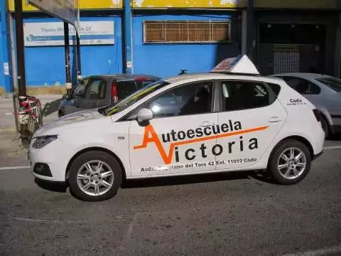 Autoescuela Victoria Cadiz - C. Pintor Zuloaga 29