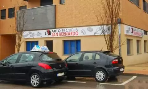 Autoescuela San Bernardo - C. los Alimoches