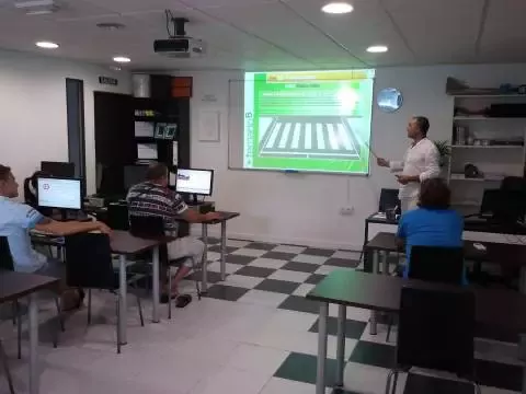 Autoescuela Clara - Av. Albuñol